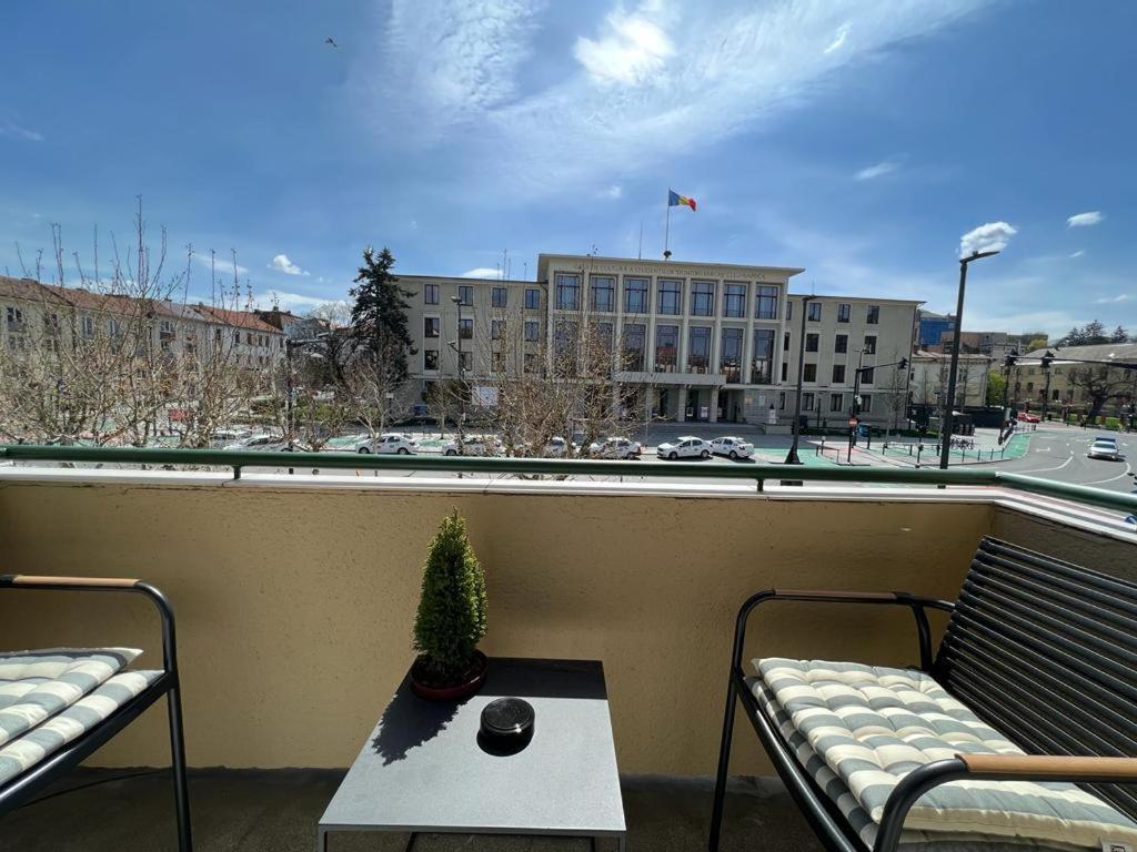 Square View Leilighet Cluj-Napoca Eksteriør bilde